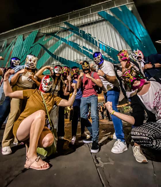 Mexico City: Local Walking Tour with Mezcal & Wrestling Show - Where the Evening Starts at Hostal Amigo