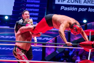 Mexico City: Mexican Lucha Libre Experience & Mezcal Tasting - Historic Center Walk: Murals, Wrestling Shops, and Local Rhythm