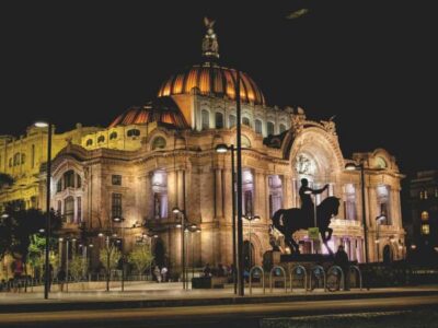 Mexico City: Night Bus Tour - The double-decker ride: comfortable, but choose your side wisely