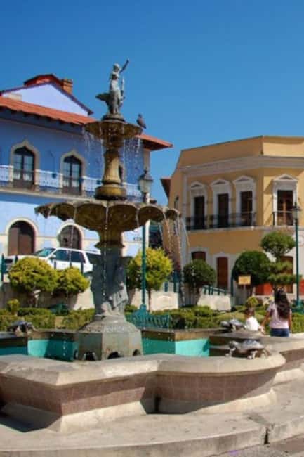 Mexico City: Private Magic Towns & Basaltic Prisms Tour - Why this day trip feels like two worlds