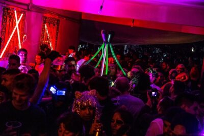Mexico City Pub Crawl - The 5-venue flow: from Jardín Chapultepec to Wallace Whisky Bar