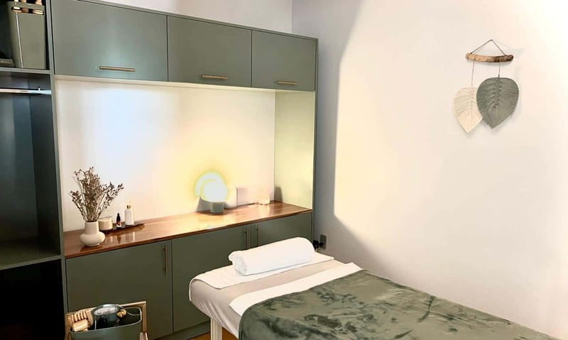 Mexico City: Relaxing or Decontracting Massage Experience - Aromatherapy and tea: small extras that actually change the mood
