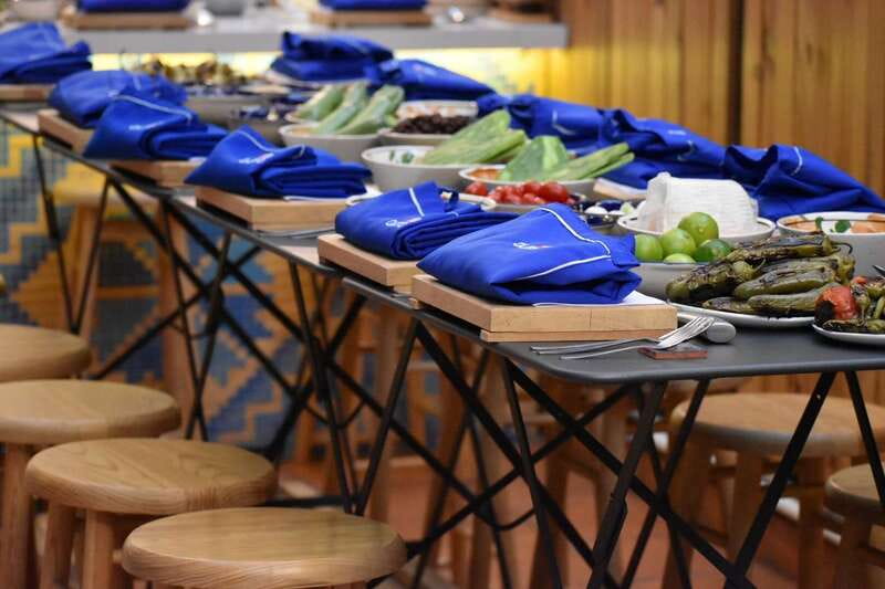 Mexico City: Street Taco Cooking Class & Market Tour - Chiles, raw cacao, and the bravery menu: insects and native fruit