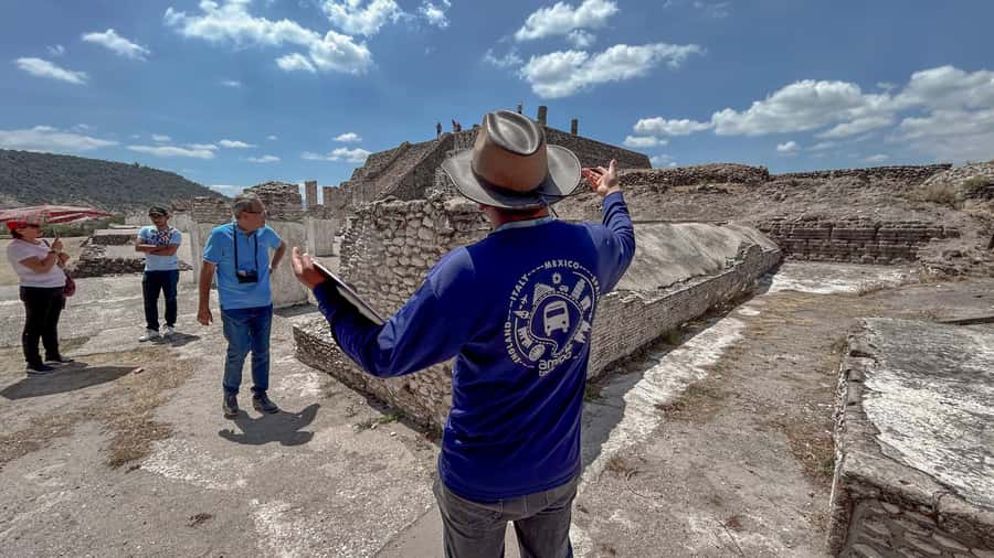 Mexico City: Teotihuacan Early Access & Tula Private Tour - Teotihuacan: Sun and Moon pyramids, the Avenue of the Dead, and Quetzalcoatl