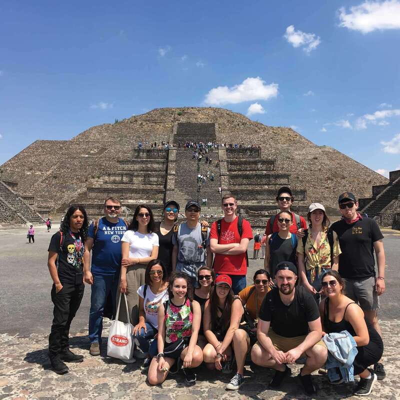 Mexico City: Teotihuacan First Entry Tour with Expert Guide - Entering Teotihuacan Before It Turns Into a Crowd