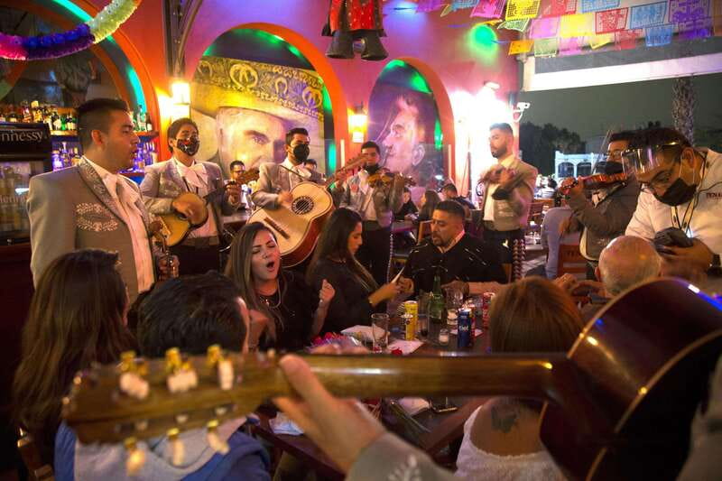 Mexico City: Traditional Mexican Bars of the Historic Center - Why a cantina crawl in Centro makes sense