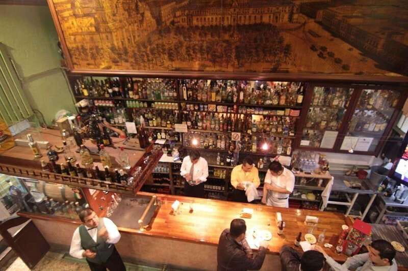 Mexico City: Traditional Mexican Bars of the Historic Center - Cantina Reforma (since 1925): old-school charm with live music