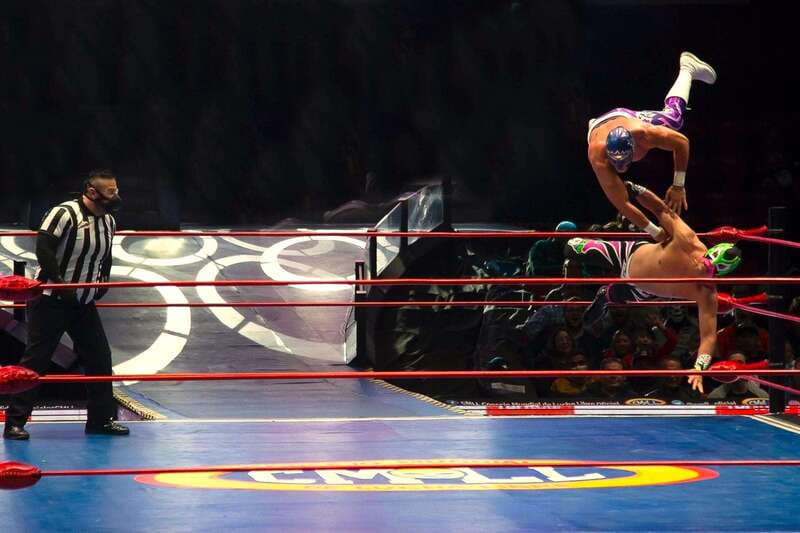 Mexico City: Turiluchas Amazing Wrestling Show - The Whole Schedule: From Departure to Finish