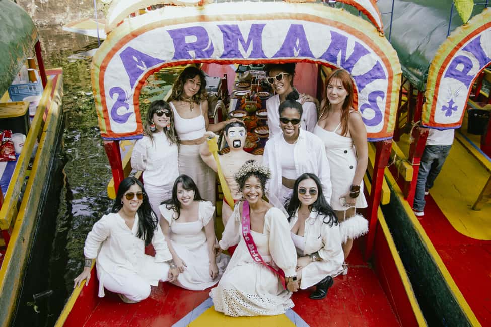 Mexico City: Xochimilco Boat with Guacamole & Premium Drinks - Practical tips so your ride stays smooth