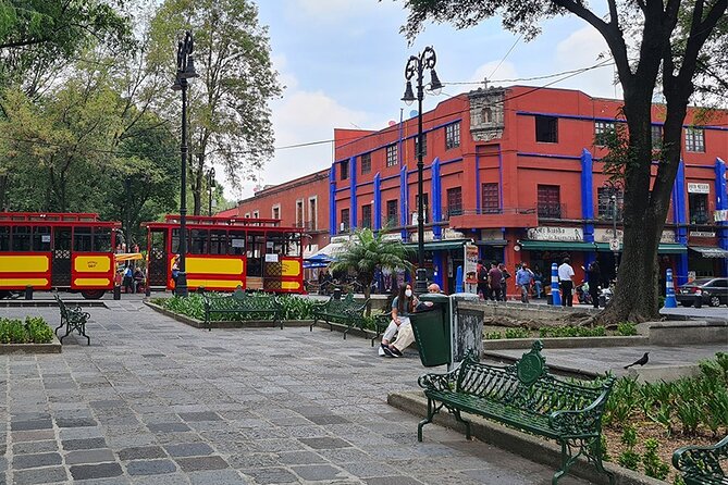 Mexico City: Xochimilco, Coyoacán and University City Tour - Price and logistics: what $41.83 gets you (and what it doesn’t)