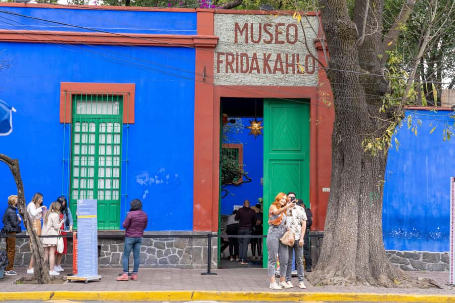 Mexico City: Xochimilco Coyoacan, Frida Kahlo & UNAM Murals - Morning Pickup and the Coffee, Arts & Crafts Stop