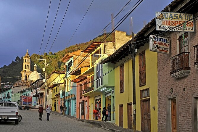 Monarch Butterfly Tour Mexico: Sierra Chuincua and Magic Town - Group vs Private Tour: What Changes in Real Life
