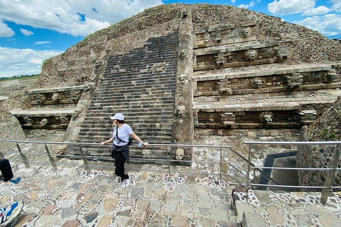 Morning Tour of the Teotihuacan Pyramids - The guide makes or breaks it (and the best names here)