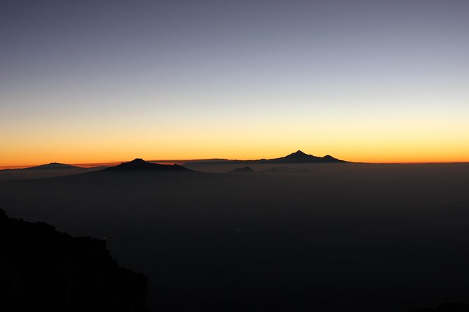 Mountaineering Iztaccihuatl (5220m) - Iztaccihuatl at 5,220m: why this trip feels iconic