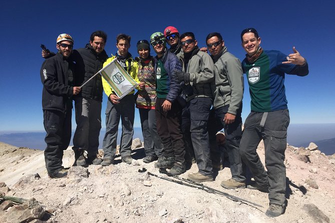 Mountaineering Iztaccihuatl (5220m) - Day 2: the 2:00 am summit start and what the timing buys you
