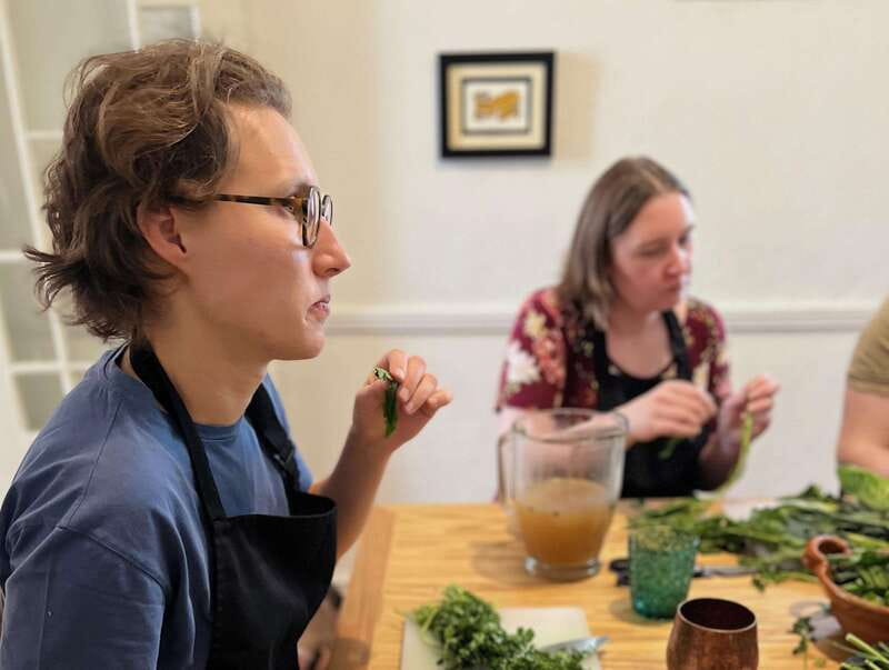 Muchos moles: Multi-variety mole cooking class and feast - Dinner at a Mexican Table: Dinnerware, Drinks, and the Full Experience