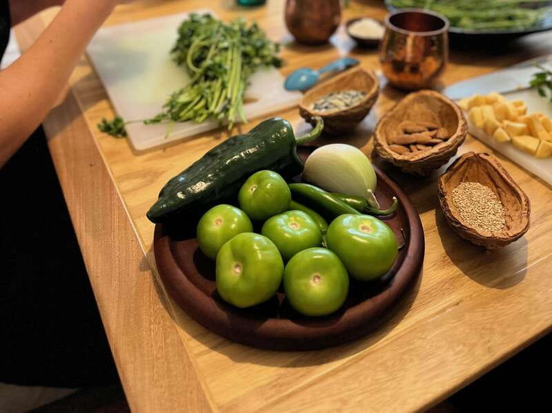 Muchos moles: Multi-variety mole cooking class and feast - Who This Class Is Best For