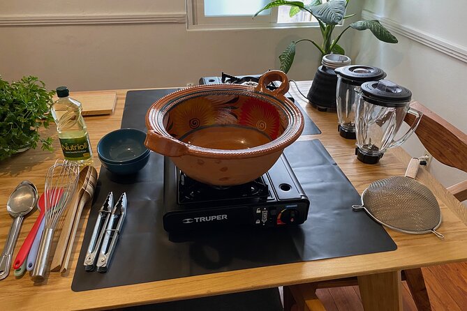 Multi-Variety Tamal Class in a Condesa home or rooftop gallery - How the Class Flows: From Rolling to Eating