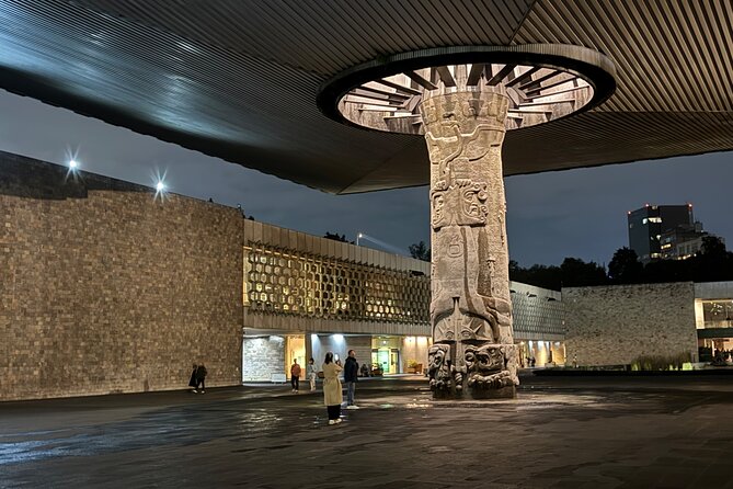 Museum of Anthropology and Chapultepec Castle VIP guided tour - Stop 1: Museo Nacional de Antropología and its Toltec–Maya anchor rooms