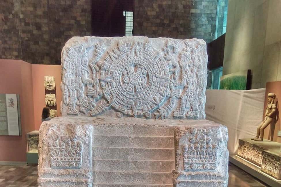 National Museum of Anthropology: a journey into Mexico's past - English lang. - Where the tour starts in Bosque de Chapultepec