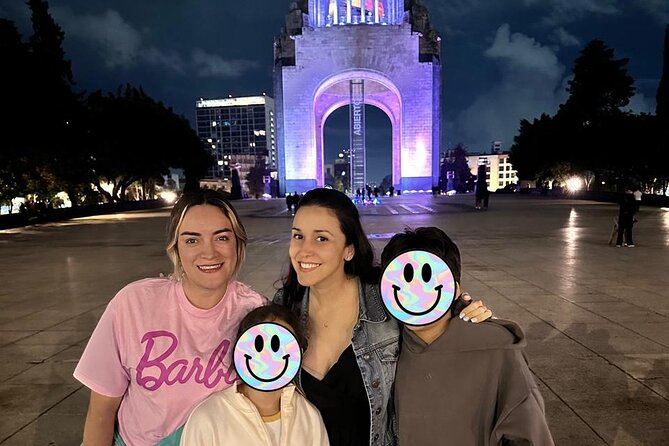 Night tour + tacos in Mexico City fully illuminated! - The 7:30 pm route: an efficient loop through Centro and beyond