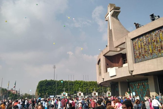 North tour in Mexico City - Basilica de Guadalupe: Where Pilgrimage Can Change the Whole Mood