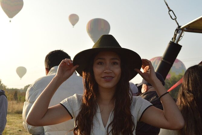 Private Balloon Flight over Teotihuacan plus Breakfast and Entry - Meet the people behind the smooth experience: pilot and guides