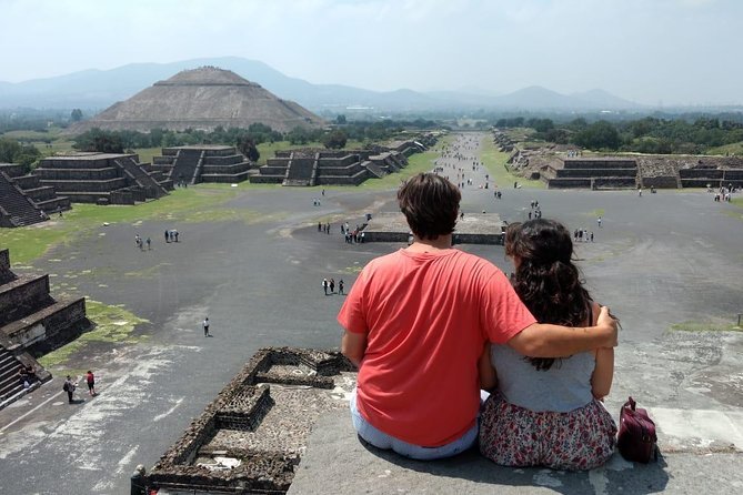 Private Combo 2 days: Teotihuacan+Basilica+Tlatelolco+Xochimilco+Frida+Coyoacan - Teotihuacan Pyramids: your best use of 2 hours