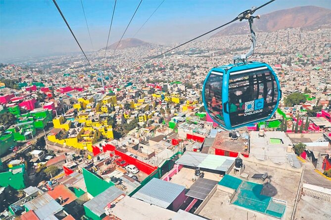 Private Contrasts of Mexico City Neighborhoods Tour - A private contrasts route built for first-time orientation
