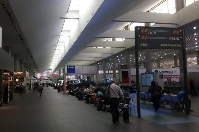 Private Departure Transfer: Hotel to Mexico City Airport - Picking your pickup time, then confirming it the right way