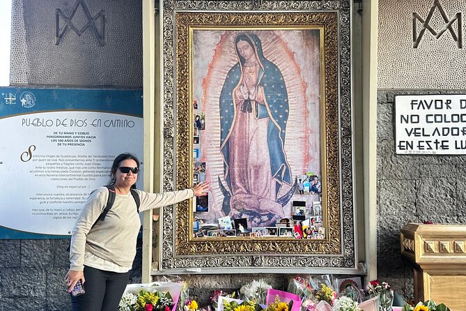 Private experience to the Basilica of Guadeloupe with transportation - The New Basilica Area and the Original Image of 1531