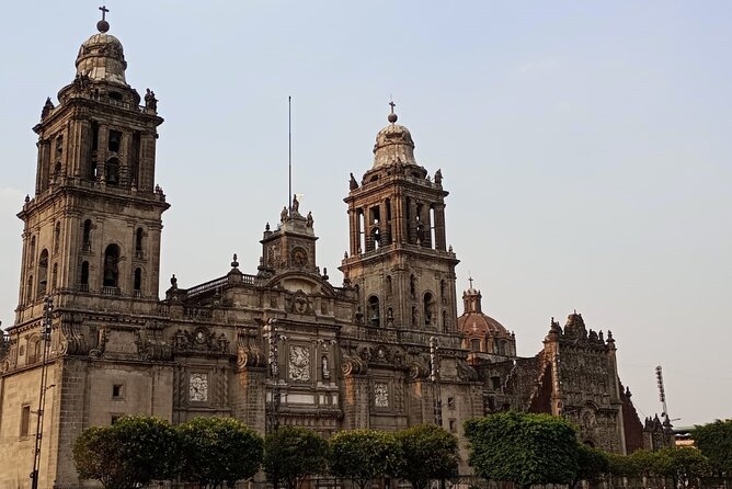 Private Mexico City Pedestrian Tour - Stop 2: Catedral Metropolitana de la Ciudad de México (and What to Focus on Inside)