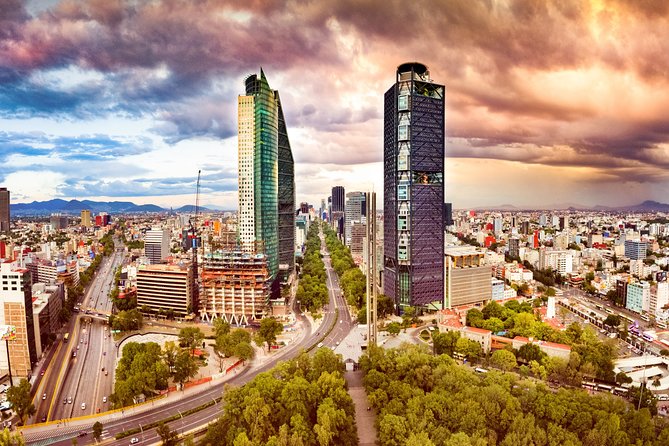 Private Mexico City Tour with Chapultepec Castle Visit - Metropolitan Cathedral: why the timing matters