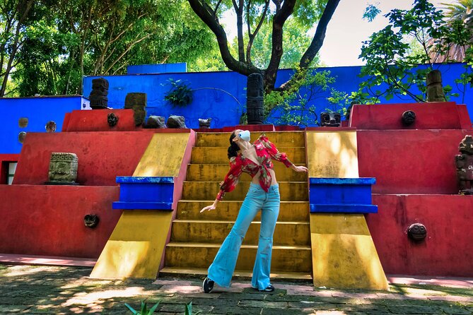 PRIVATE PHOTOSHOOTING In Mexico City - What You Get: 15 Semi-Professional Edited Photos