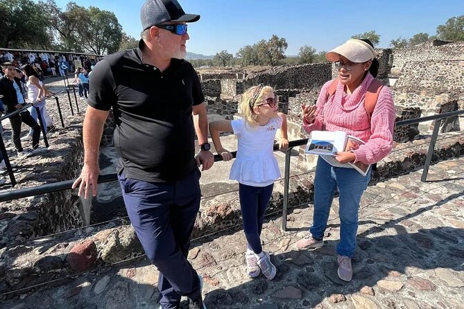 Private & Tailor Made Tour to Teotihuacan Pyramids! - Stop 1: Palacio de Quetzalpapálotl and the quiet details