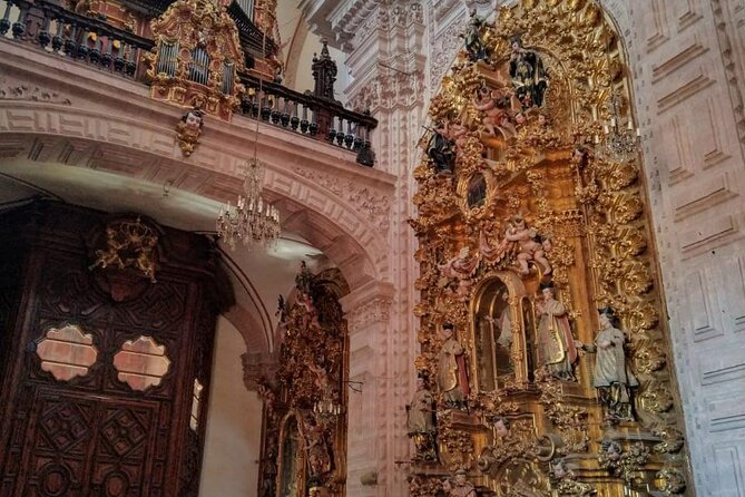 PRIVATE TOUR Colonial Town Taxco and Cuernavaca from CDMX. - Santa Prisca de Taxco: pink stone and serious colonial drama