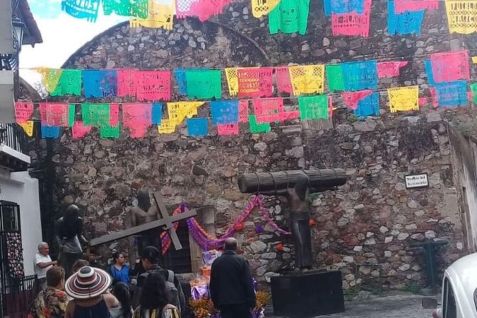 PRIVATE TOUR Colonial Town Taxco and Cuernavaca from CDMX. - Garden Borda Cultural Center: Cuernavaca’s link to José de la Borda and the Habsburg era