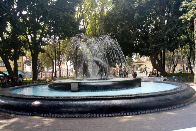 Private Tour Coyoacan & Frida Kahlo's Neighbourhood - Best Rated - A Small-Group Tour Where the Guide Can Actually Talk