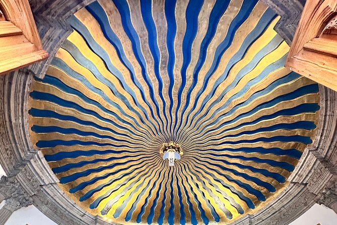 Private tour of the basilica of Guadalupe with Guadalupano museum - La Ofrenda Waterfalls: A Moving Stop That Breaks Up the Walking