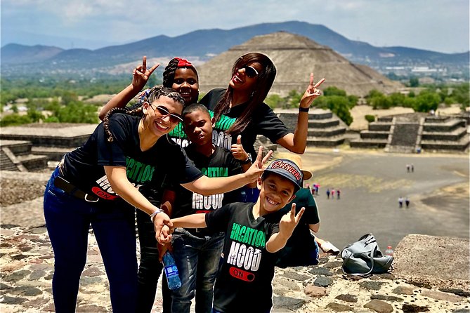 Private Tour: Pyramids of Teotihuacan, Tlatelolco & Basílic of Guadalupe - Private Morning Plan: Teotihuacan + Guadalupe Without the Hassle
