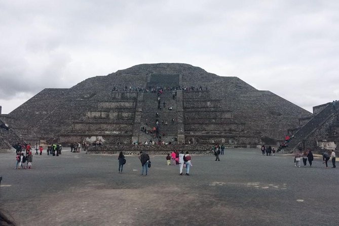 Private Tour: Teotihuacan and Basilica of Guadalupe - Stop 2: Teotihuacan highlights from the Sun and Moon Pyramids to Quetzalcoatl