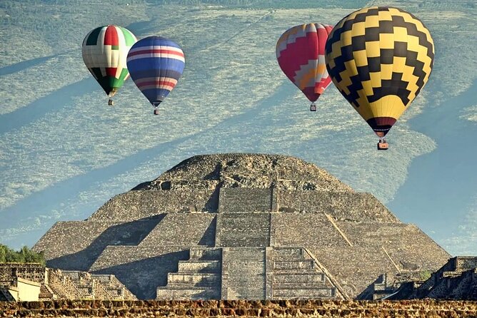 Private Tour: Teotihuacan Pyramids Hot Air Balloon Ride - The flight over Teotihuacan: 1 hour that changes your perspective