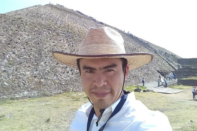Private Tour Teotihuacan Tequila&quesadilla - Private Transportation and Real Comfort on a 6-Hour Day