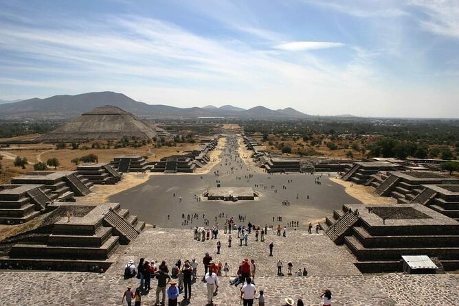 Private Tour Teotihuacan Tequila&quesadilla - English-Friendly, Private, and Built for Questions