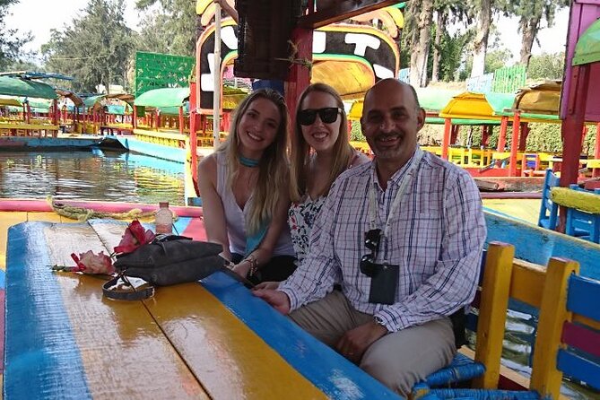 Private Tour: Teotihuacan & Xochimilco in one day - Lunch with Teotihuacan nearby: why the included meal helps