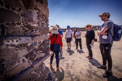 Private Tour to Teotihuacán and the Basilica of Guadalupe - Getting to Teotihuacán: views, Acolman, and why the drive matters