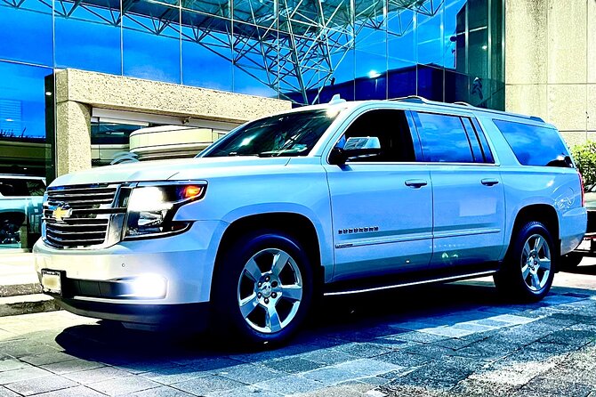 Private Transportation to Mexico City Airport - Finding Your Driver: The Windshield Sign System