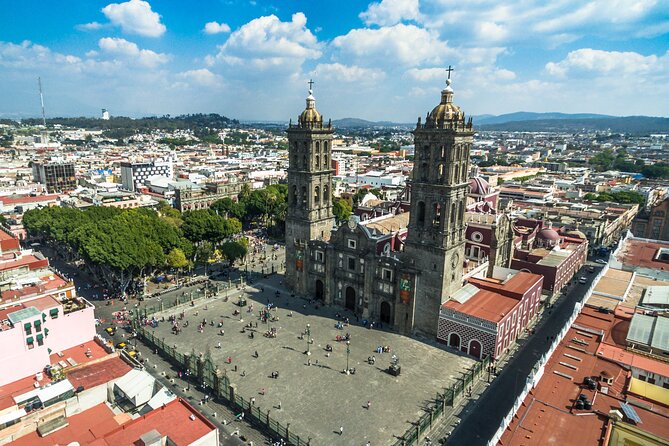 Puebla and Cholula One Day Private Tour from Mexico City - Puebla Market Time: Eating Mole Poblano and Reading a Food City