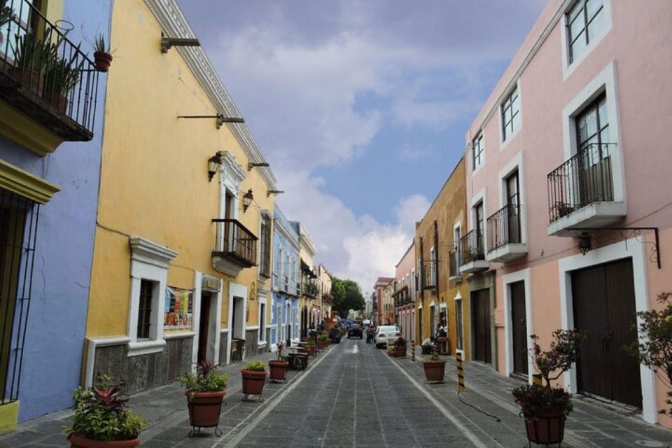Puebla the Talavera city & Cholula the Greatest Pyramid - What to Bring and How to Handle the Long Van Time