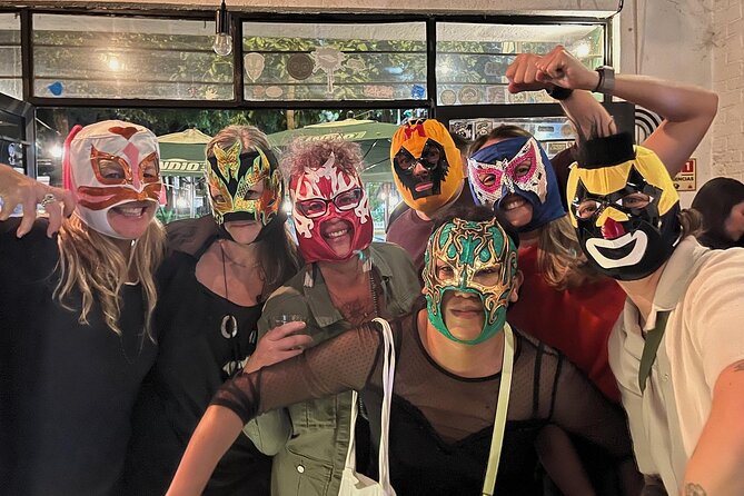 Pulque Tasting and Mexican Wrestling: Premium Small Group Tour - Meeting at El Ángel de la Independencia and getting to the arena on time